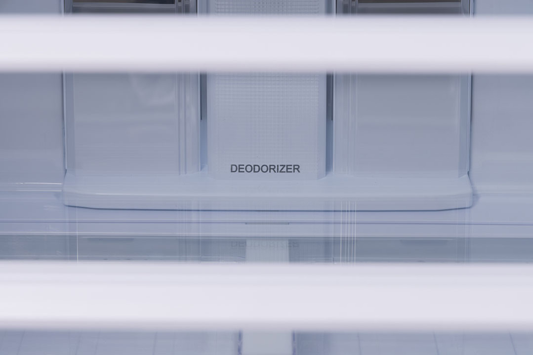 Холодильник, 2х дверный, верхняя морозилка, цвет: черный, стекло, класс A++, SJ-XP59PG-BK (SJXP59PGBK)